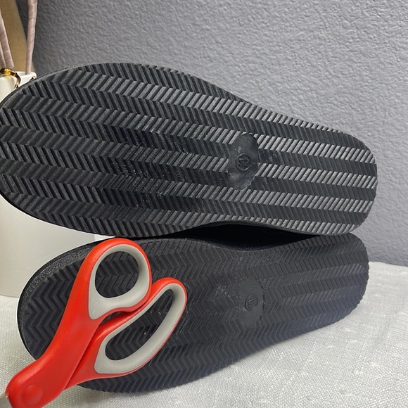 Women's Minnesota Vikings Cuce Quarterback Quilted Boots size 10 NWT - Picture 5 of 9